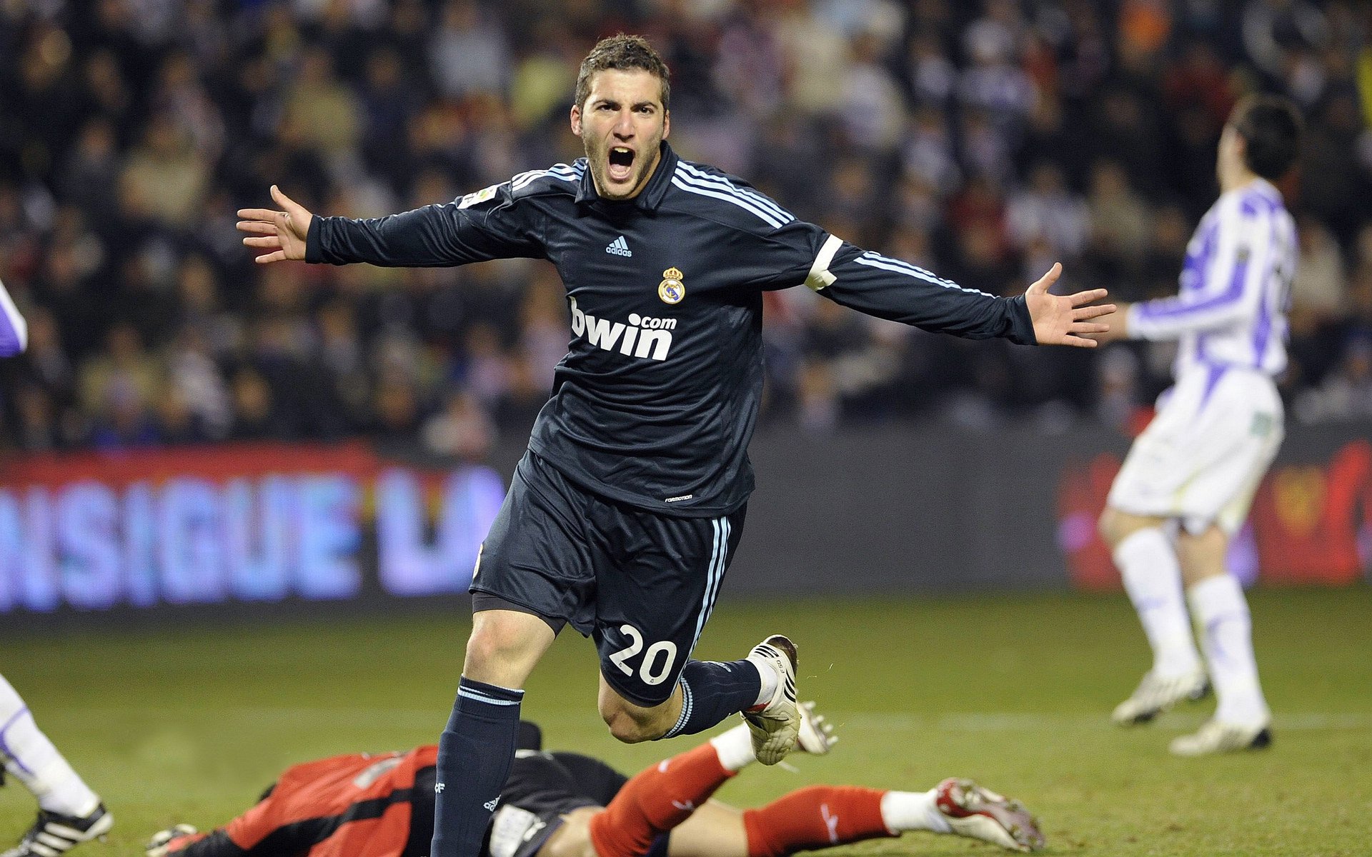 曼联冬窗有望完成重磅引援，安德森为球队注入新活力，曼联安德森现状