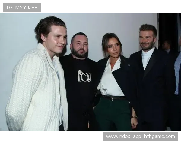 贝克汉姆和萨巴伦卡合影！这画面谁看了不迷糊？，贝克汉姆呀