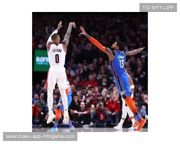 利拉德超远三分再中，密尔沃基气氛直接炸裂