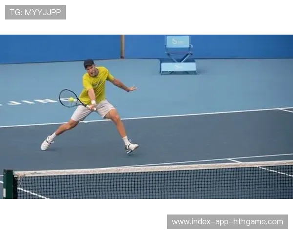 网球比赛中的网前截击战术对主动权的掌控